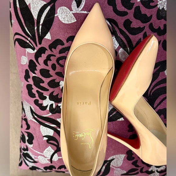 Kate 100 Christian Louboutin Blush. Excellent condition. Size 35.5 - Picture 2 of 9